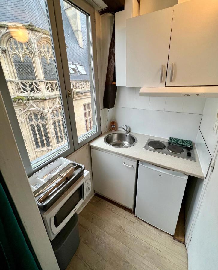 Studio Au Coeur De Rouen, 4 Personnes, Calme & Elegant エクステリア 写真