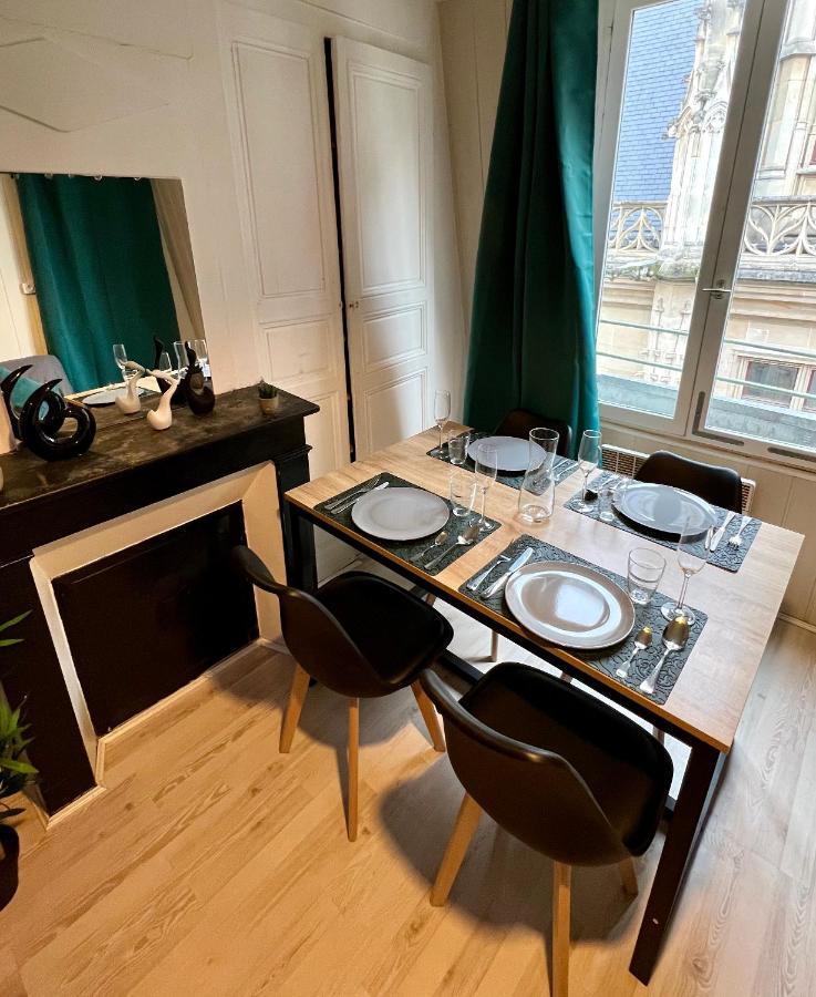 Studio Au Coeur De Rouen, 4 Personnes, Calme & Elegant エクステリア 写真